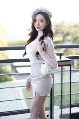 jlzzjlzz亚洲日本少妇