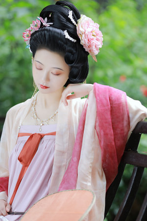 各种姿势狠干完美身材美乳高颜值女神