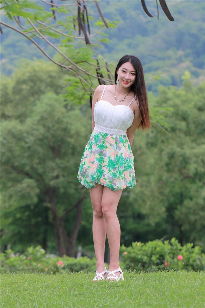 嫖妓兵团龙哥电召颜值坐台小姐